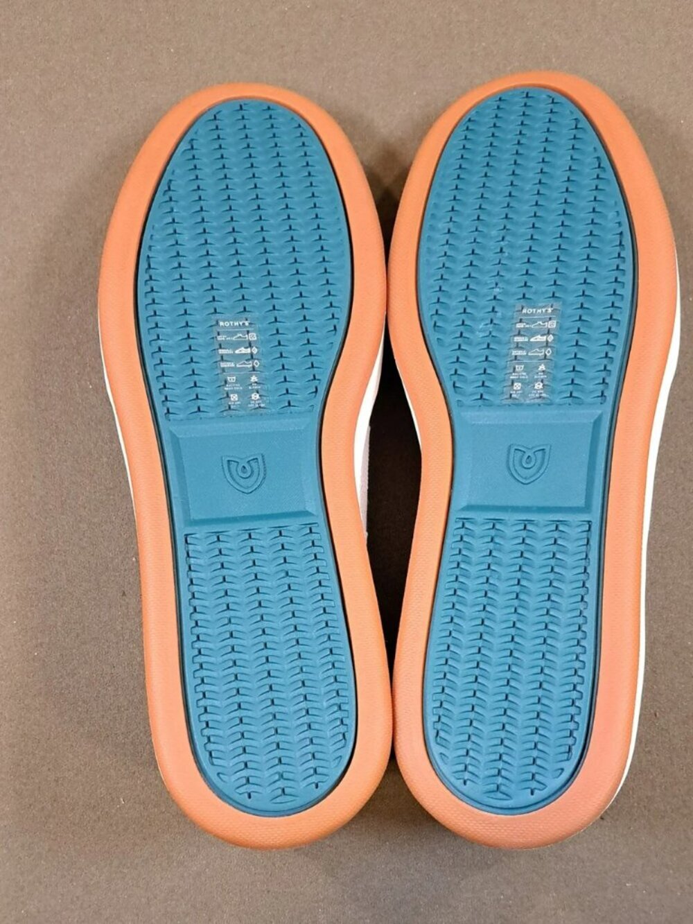 Rothy's The Men's Court Sneaker in Turf - Size: 10 - Picture 9 of 10